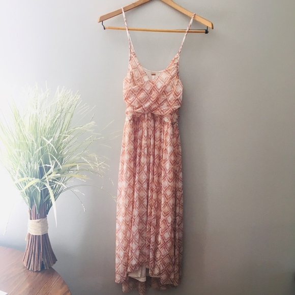 Free People Dresses & Skirts - Free People Boho Flowy Pattern Cami Dress Angelic